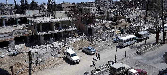 Συρία: Ρωσικά στρατεύματα βρήκαν στην Ντούμα αποθήκη με ουσίες για χημικά όπλα